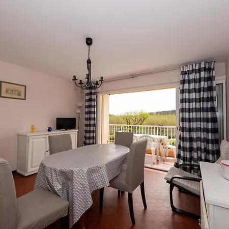 Location T2 Avec Piscine, Proche Plage, Tennis, Et Garage Ferme - - Fr-1-803-51